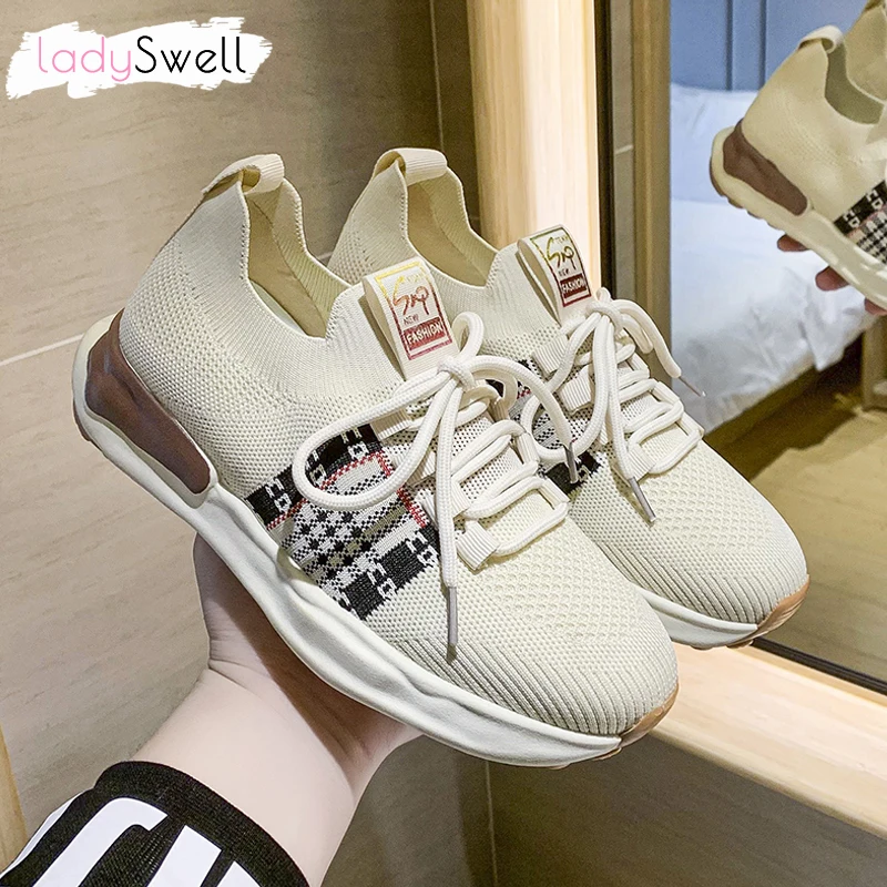 

Женские кроссовки LadySwell в клетку, комфортная Подушка, спортивные трикотажные кроссовки Luxuri, полоски, носки, теннисная женская дизайнерская ...