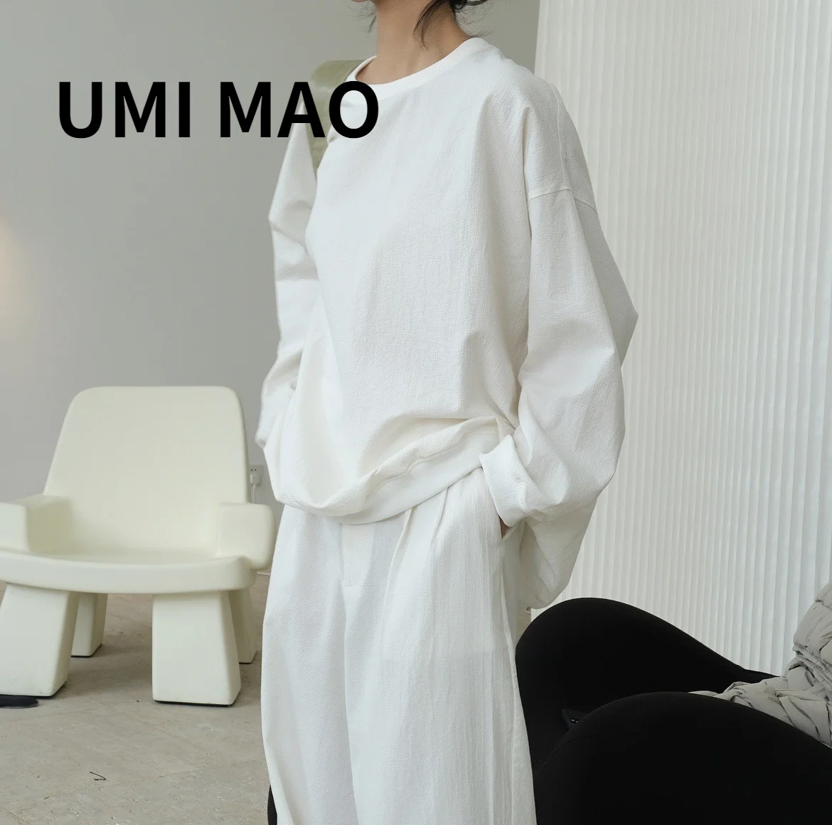 

UMI MAO Korean Fashion Autumn Ins Casual Sports Silhouette Texture Round Neck Long-sleeved Sweater Loose Thin Top Female Y2K