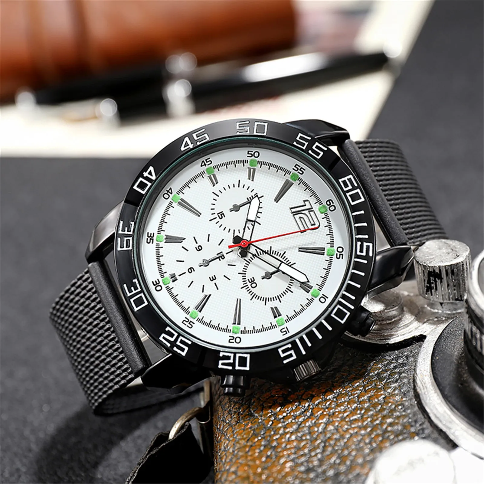 

Часы наручные мужские кварцевые, модные светящиеся в стиле милитари, спортивная одежда, три часовых пояса