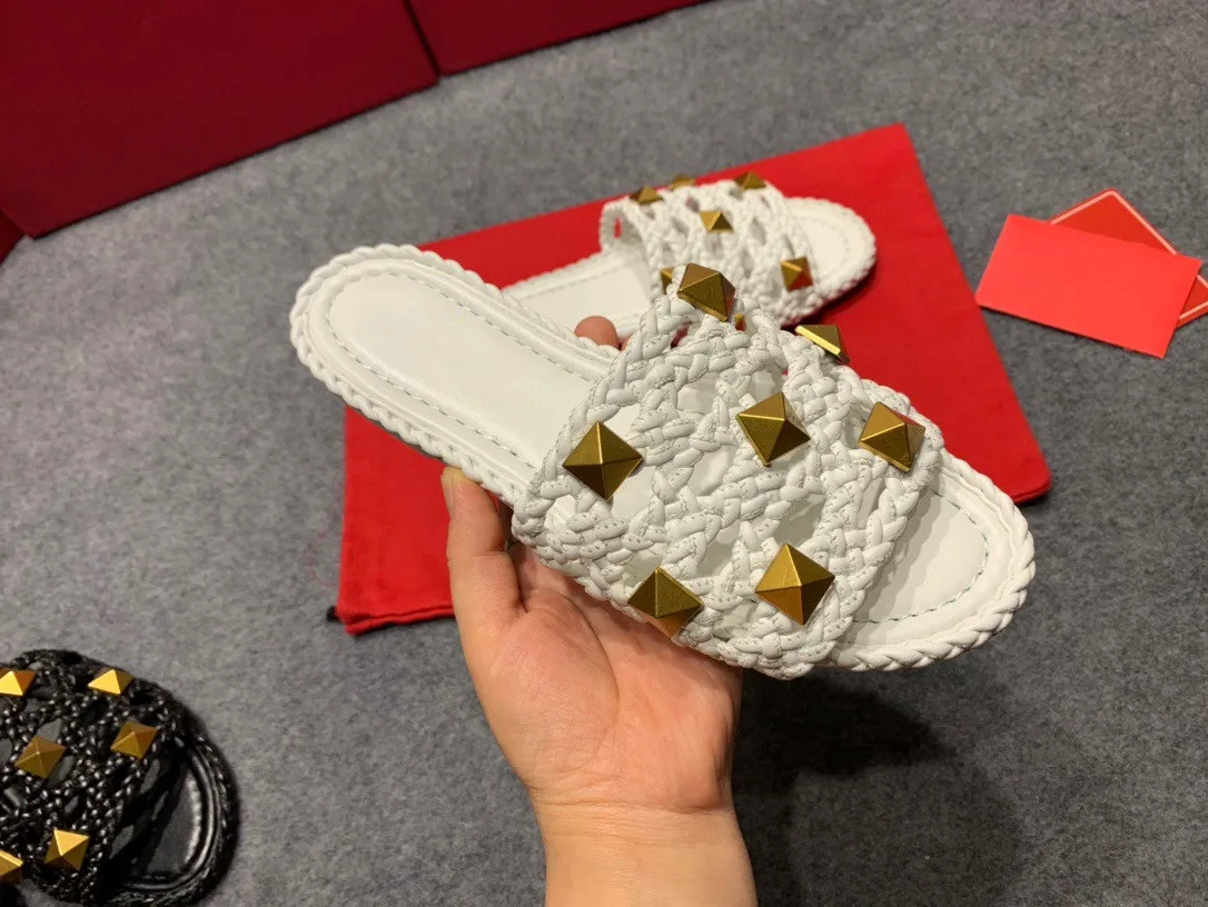 

Новинка, сандалии и тапочки с заклепками и бантом, Летняя женская обувь для улицы