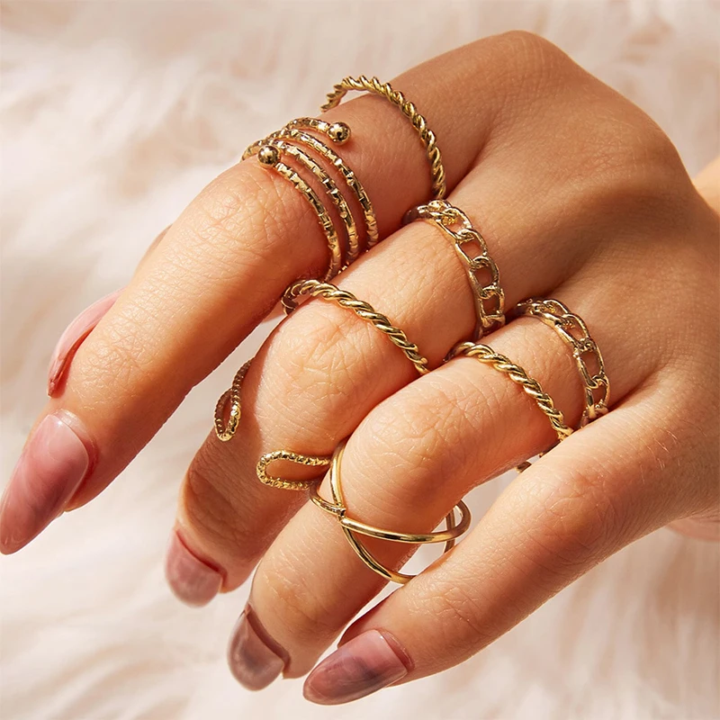 

8 Pcs Opening Rings Set for Women Fashion Round Twist Weaving Gold Jewelry Female Elegant Classic Knuckle Finger Rings Wedding