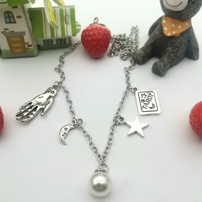 Колье хрустальный шар из натурального лунного камня с подвесками Луной и