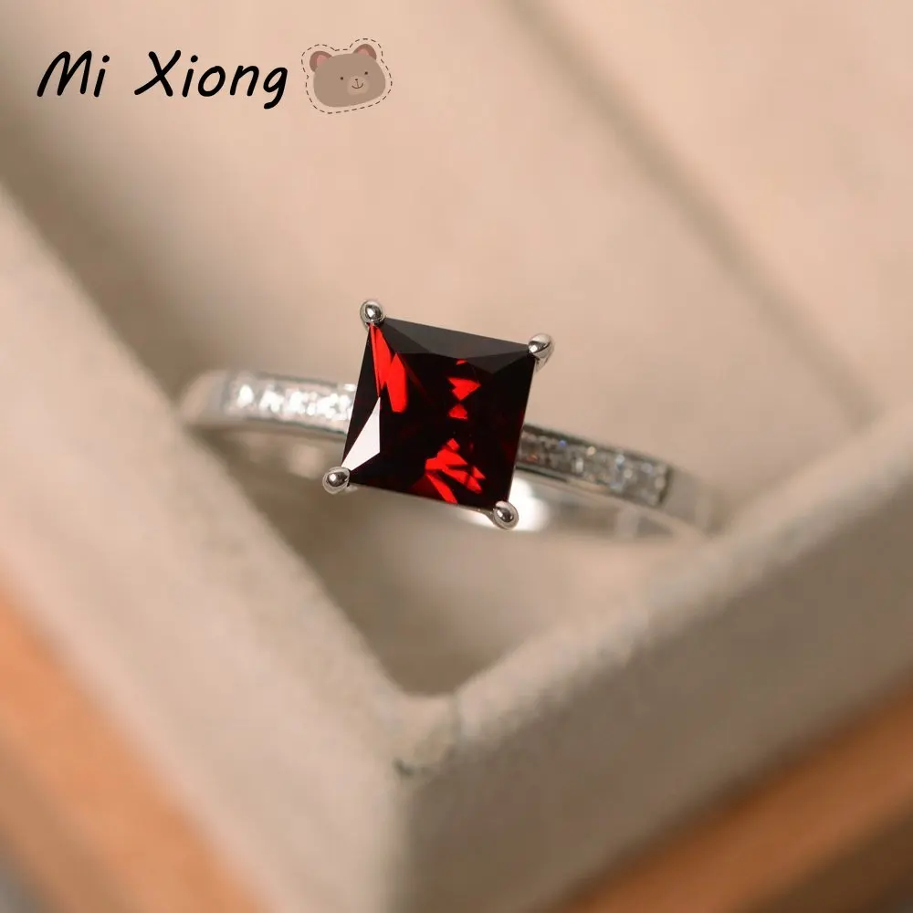 

Mi Xiong 925 Sterling Silver Rings for Women Square Diamond Luxury Jewelry Wedding Engagement Elegant Classic Romantic Proposal
