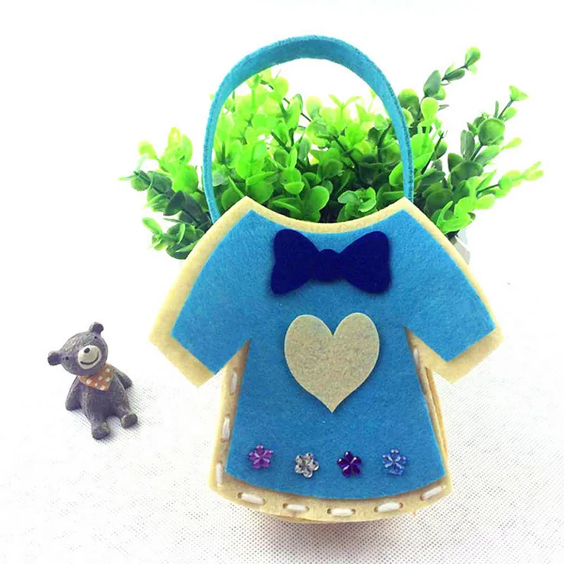 

40PCS Colorful DIY Polyester Hard Felt Nonwoven Fabric Sheet Craft Work 15x15cm E56C