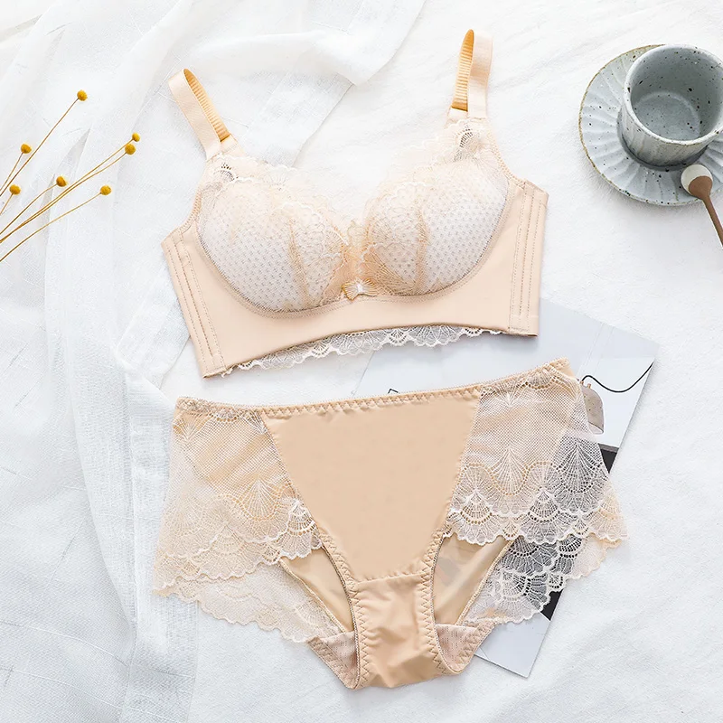 Push Up Women Lingerie Underwear Set Tube Tops Girls Brief Bra Sets Women Gathered No Rims Bra Female Lenceria Intimates Bra Set