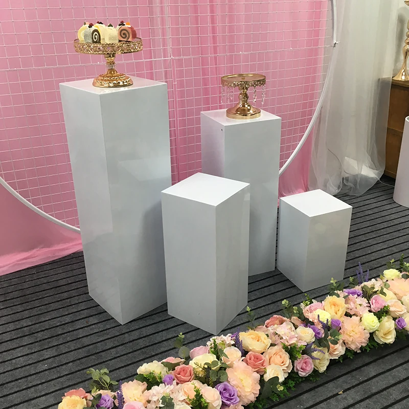 Фон для свадебной фотосъемки белый квадратный железный круг столбы десертный