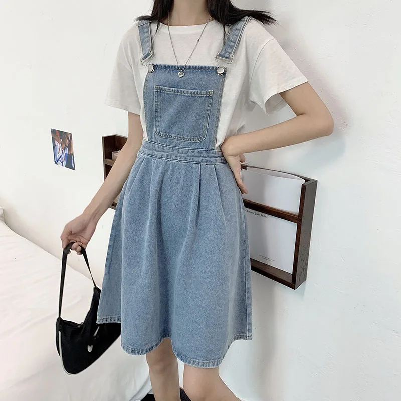 

Korean versatile slim loose student denim strap skirt