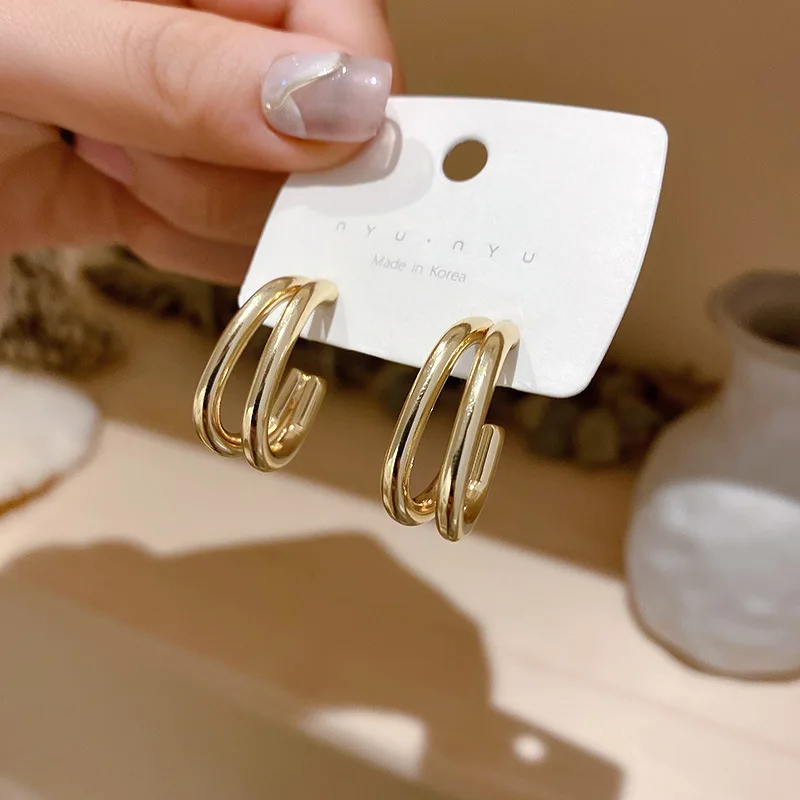 

2021 Trendy Metal Hoop Earring For Woman Vintage Triple Open Circle C Shaped korean Statement Earrings Accessories brincos