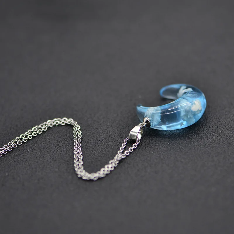 Светящееся хрустальное ожерелье подвеска в виде Луны голубое небо белое облако