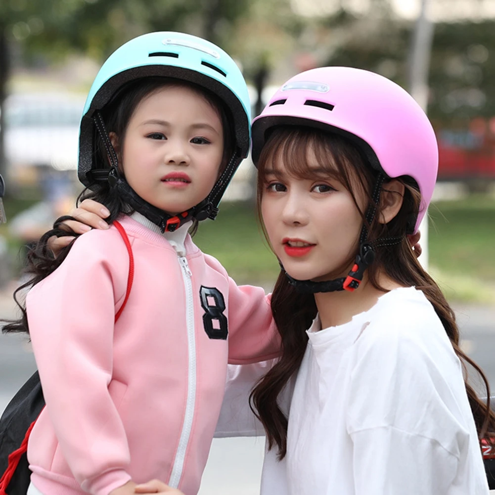 

Для взрослых и детей Велоспорт Шлем спереди и сзади светодиодные фонари сигнал поворота, стоп-сигналы велосипед Smart на боку шлема со встроен...