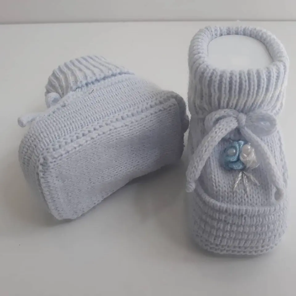 

Knitwear Rose Patterned Baby Booties-Winger Blue