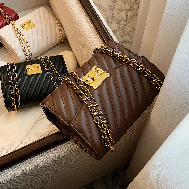 

High sense chain bag for women autumn / winter 2020 new fashion fashion versatile messenger bag popular net red small square bag