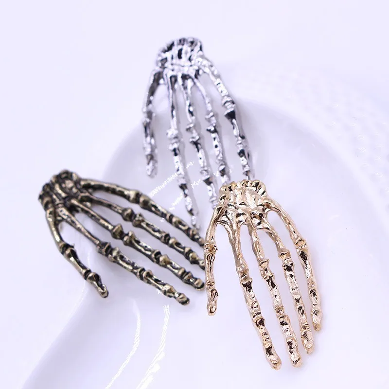 1Pair New Trend Personality Exaggerated Punk Style Gothic Retro Skull Hand Claw Bone Earrings | Украшения и аксессуары