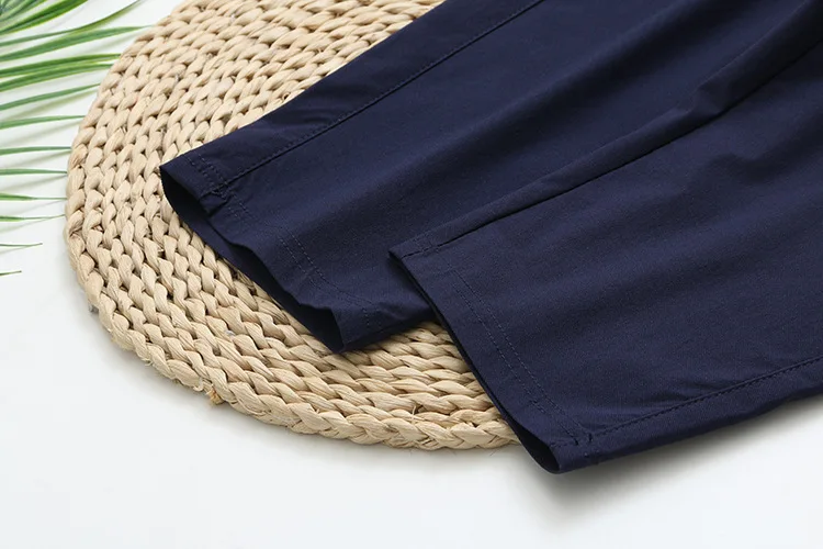 

Plus Size Women's Stretchable Cropped Pants Solid Simple Slim Summer 7/10 Pants