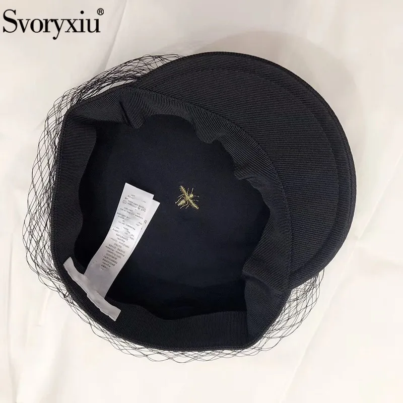 Svoryxiu осенне-зимние Подиумные Черные Сетчатые береты женские высококачественные золото линии Вышивка ПАУК модные шапки-береты