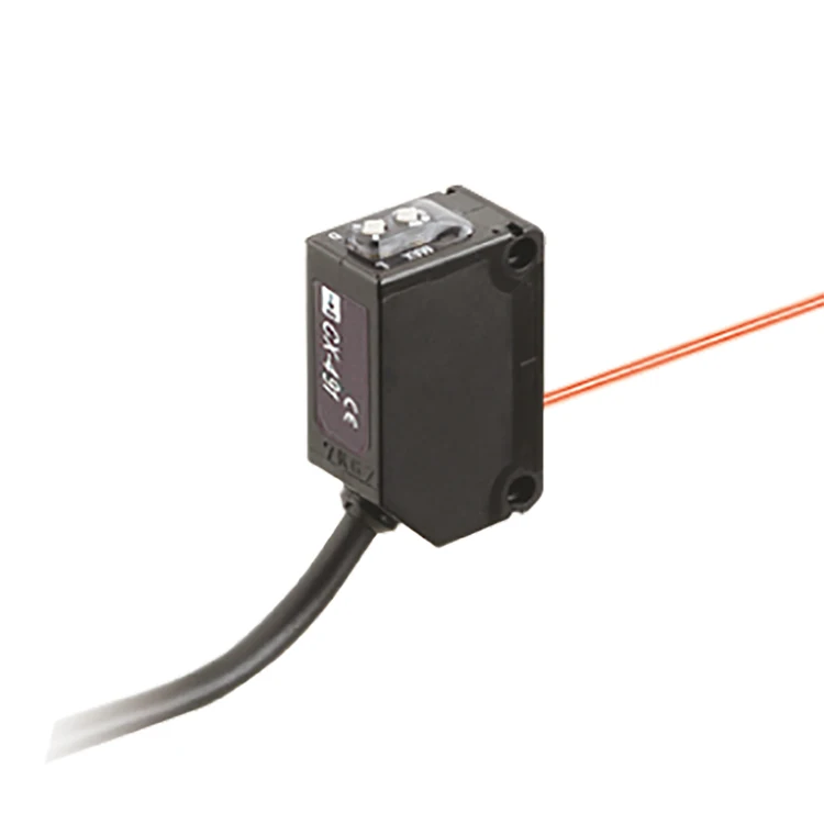 

CX-493 small photoelectric sensor regression reflection type long distance built-in amplifier detection distance of 5m