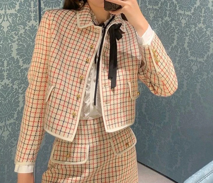 

2020 Autumn and Winter New Plaid Single-breasted Bow Short Coat