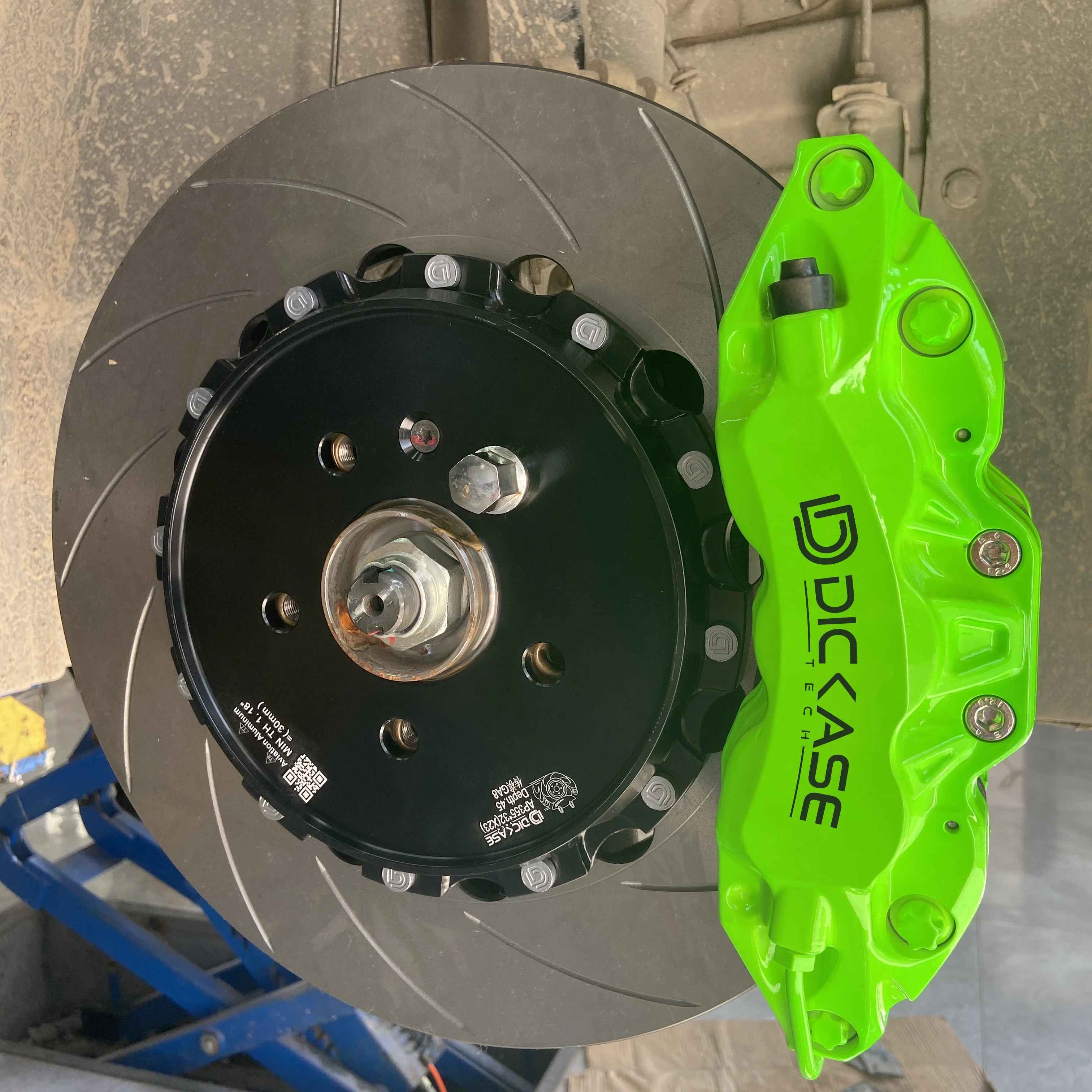 

DICASE best quality green caliper with M performance and slotted rotor front and rear for bmw e90 19inch(ocean shipping to USA)