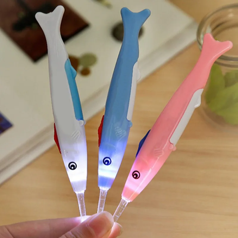 Ложка для ухода за ушами со светодиодной подсветкой 2020|Ушная спринцовка| |