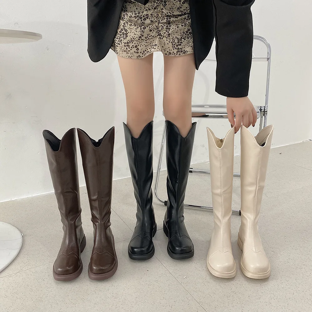 

Женские сапоги на платформе и высоком каблуке, с круглым носком