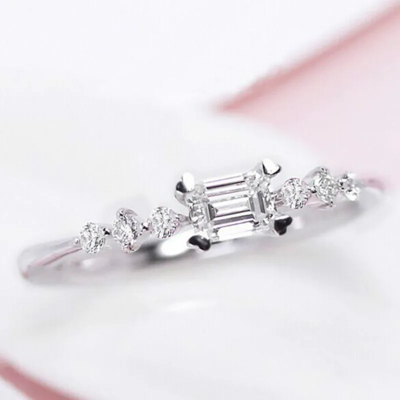 

New Hot Selling Zircon Rings for Women Exquisite and Simple Style Female Ring Jewelry Whole Sale
