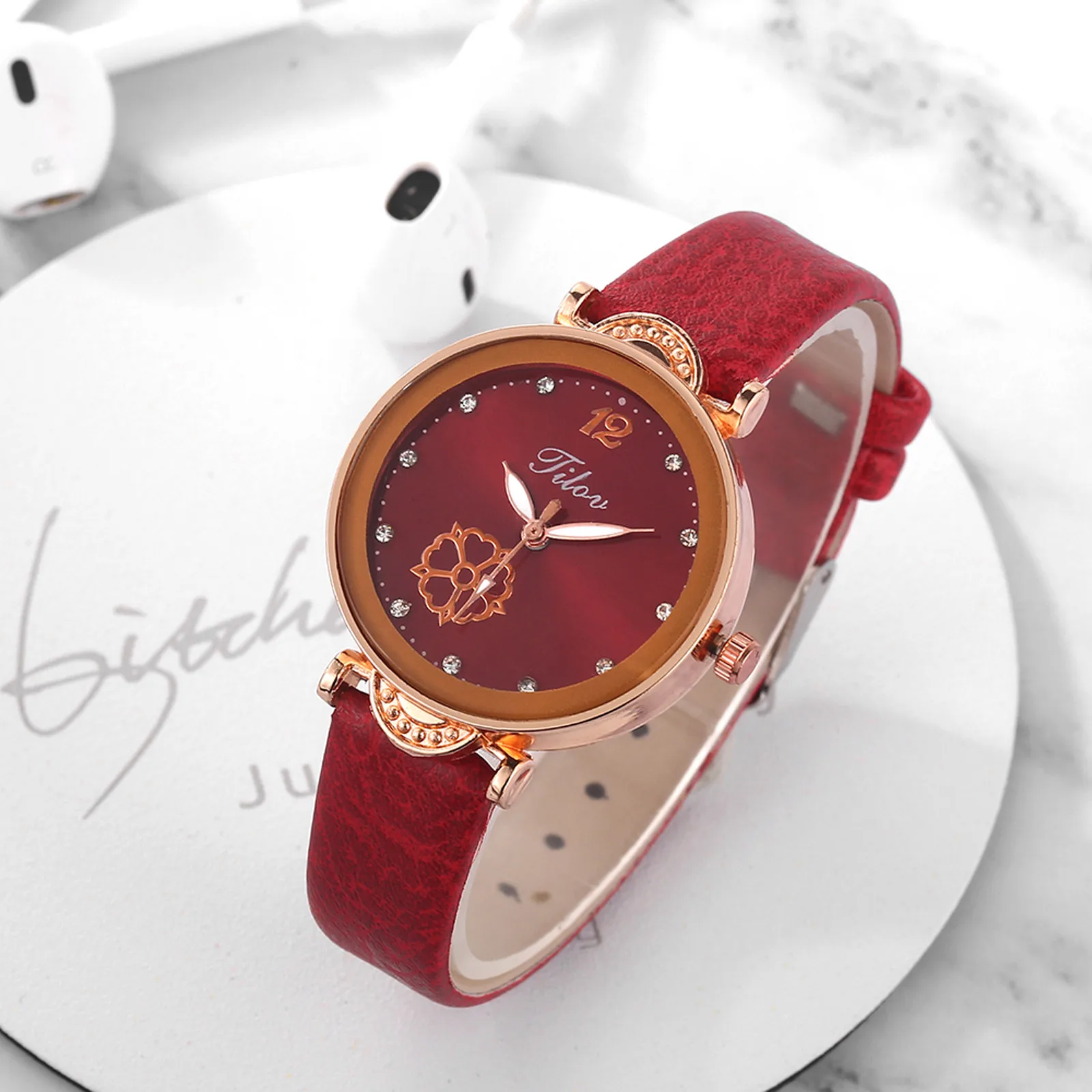 

Women's Watch 2021 Women Leather Strap Ultra-thin Fashion Relojes Para Mujer Flower Diamond Engraved Wristwatches Reloj Mujer