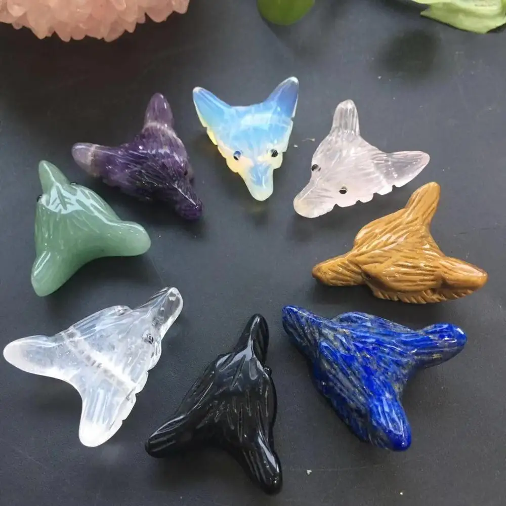 Кулон с головой волка из натурального кварцевого кристалла восстанавливающий