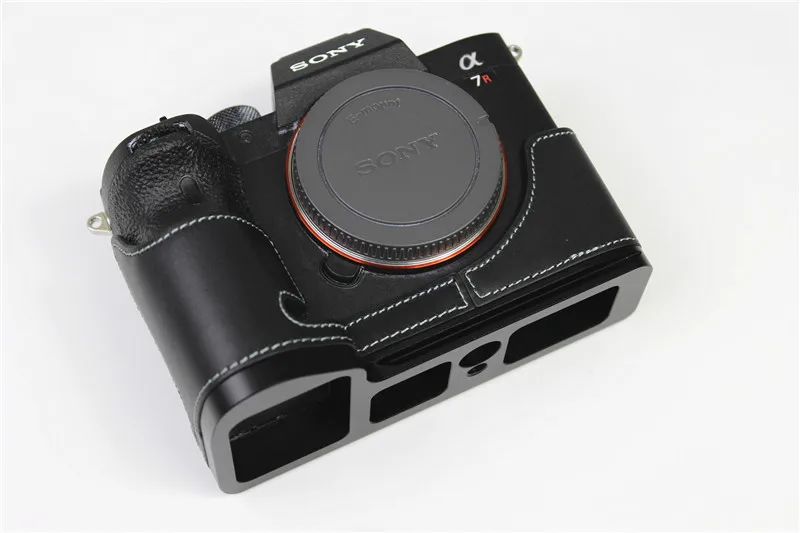 

Suitable for Sony a7r IV leather camera bag protective cover a7r3 a7m3 a7r4 half set base a9ii l plate shell