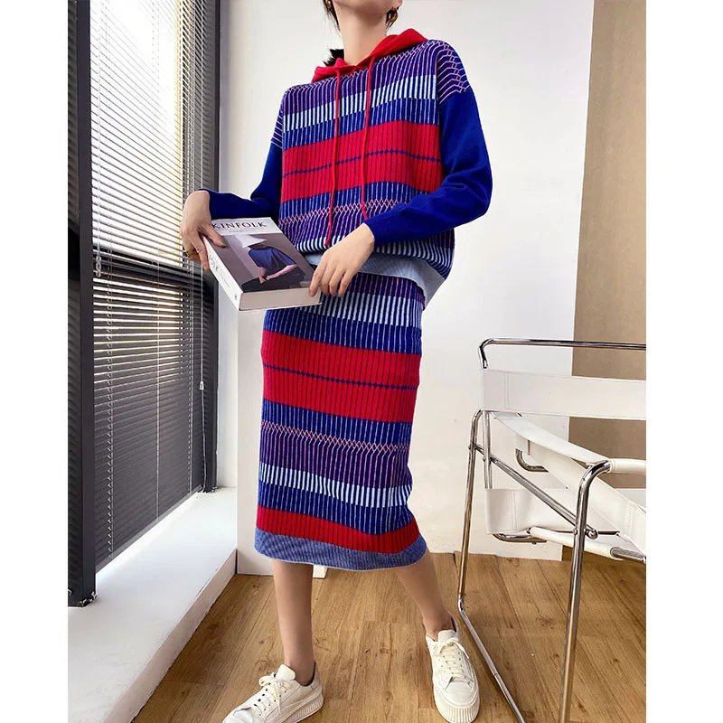 

2021 New Modis Streetwear Colorful Knitted 2 Piece Set for Women Drawstring Hoodies and Slim Knit Skirt Ladies Two Piece Set