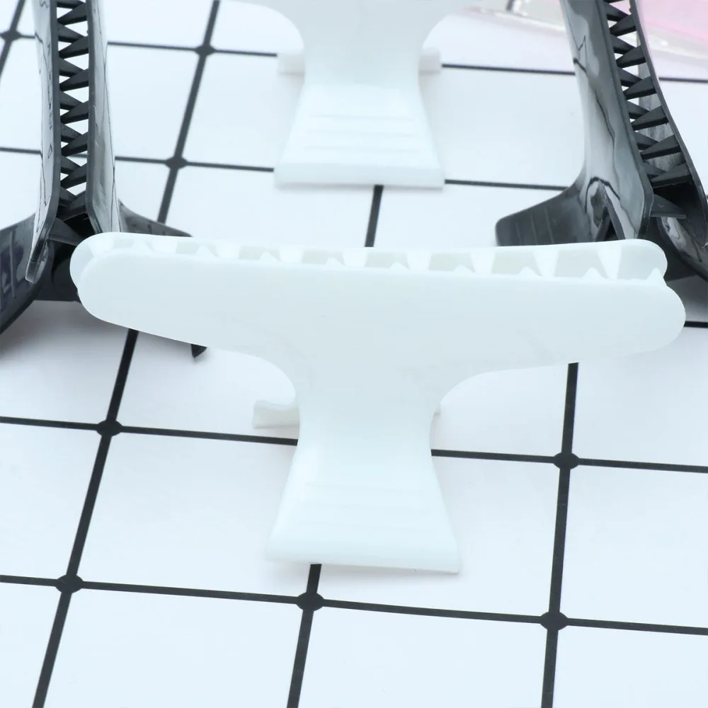 

24PCS Clamps Non-slip Chic Multicolor Styling Claw Hair Clips for and Girls (Random Color)