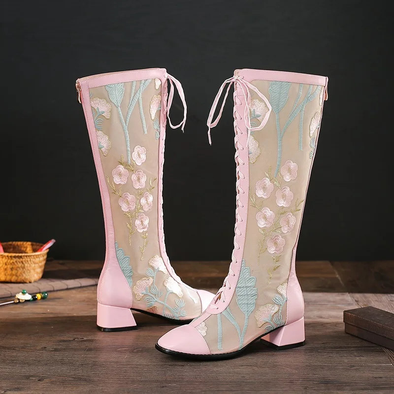 Женские сапоги в национальном стиле до колена из натуральной кожи с сетчатыми