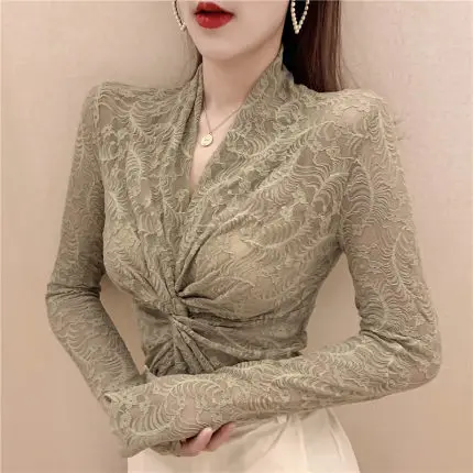 

Long sleeve women's V-neck shows thin, breathable, cool, versatile, casual, summer lace hollow