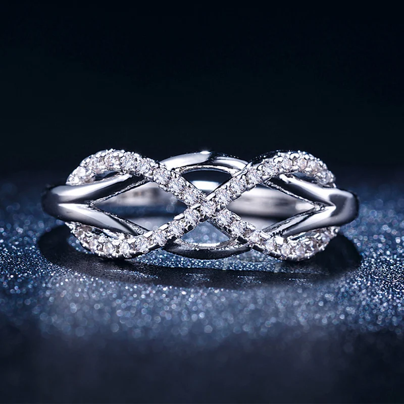 Женское кольцо с кристаллами Infinit серебряное цирконием для помолвки и свадьбы