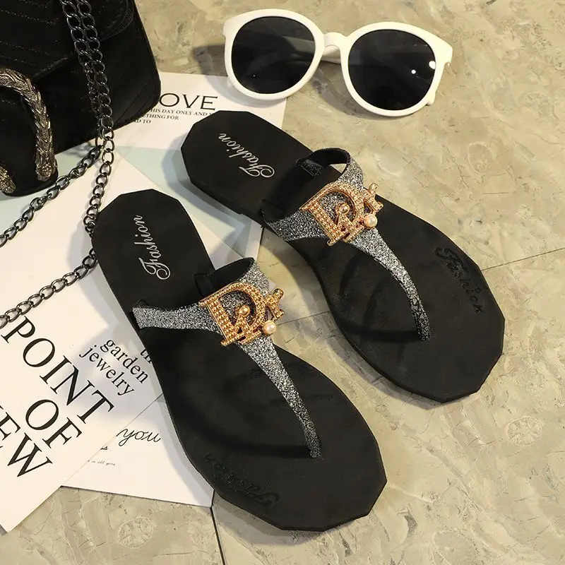 

Rhinestone Flip Flops Summer D Letter Women Out on The Beach Fashion Sandals and Slippers Flat Slippers Chaussures Pour Femmes