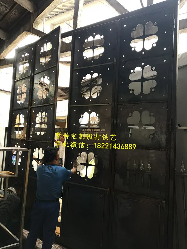 

Shanghai Hench Brand China Factory 100% custom made sale Australia iron door for house