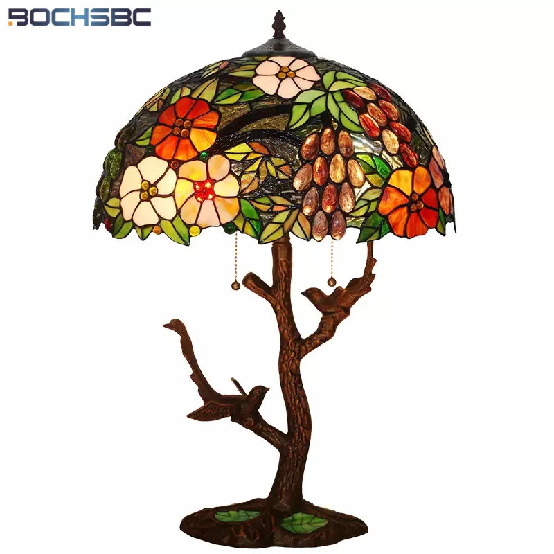 Kopen Bochsbc Tiffany Stijl Tafellamp Tuin Wijngaard Orchidee Bird Boom Bureaulamp Gebrandschilderd Glas Bed Verlichting Mozaïek Lichten
