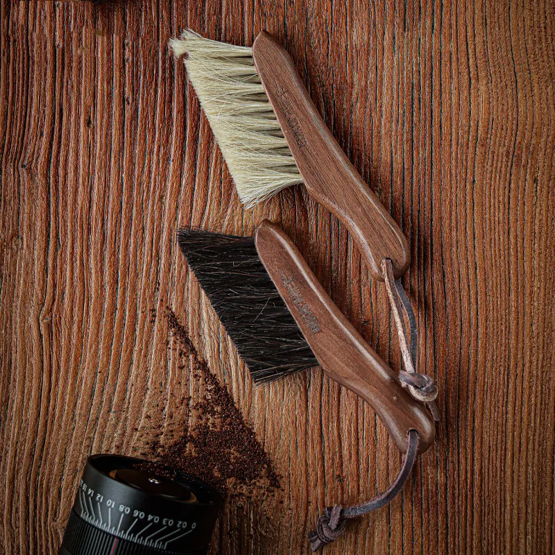 

2PCS Grinder Cleaning Brush Coffee Powder Horse Hair Cleaner With Walnut Wooden Handle Cleaning Tool Coffee Gadgets