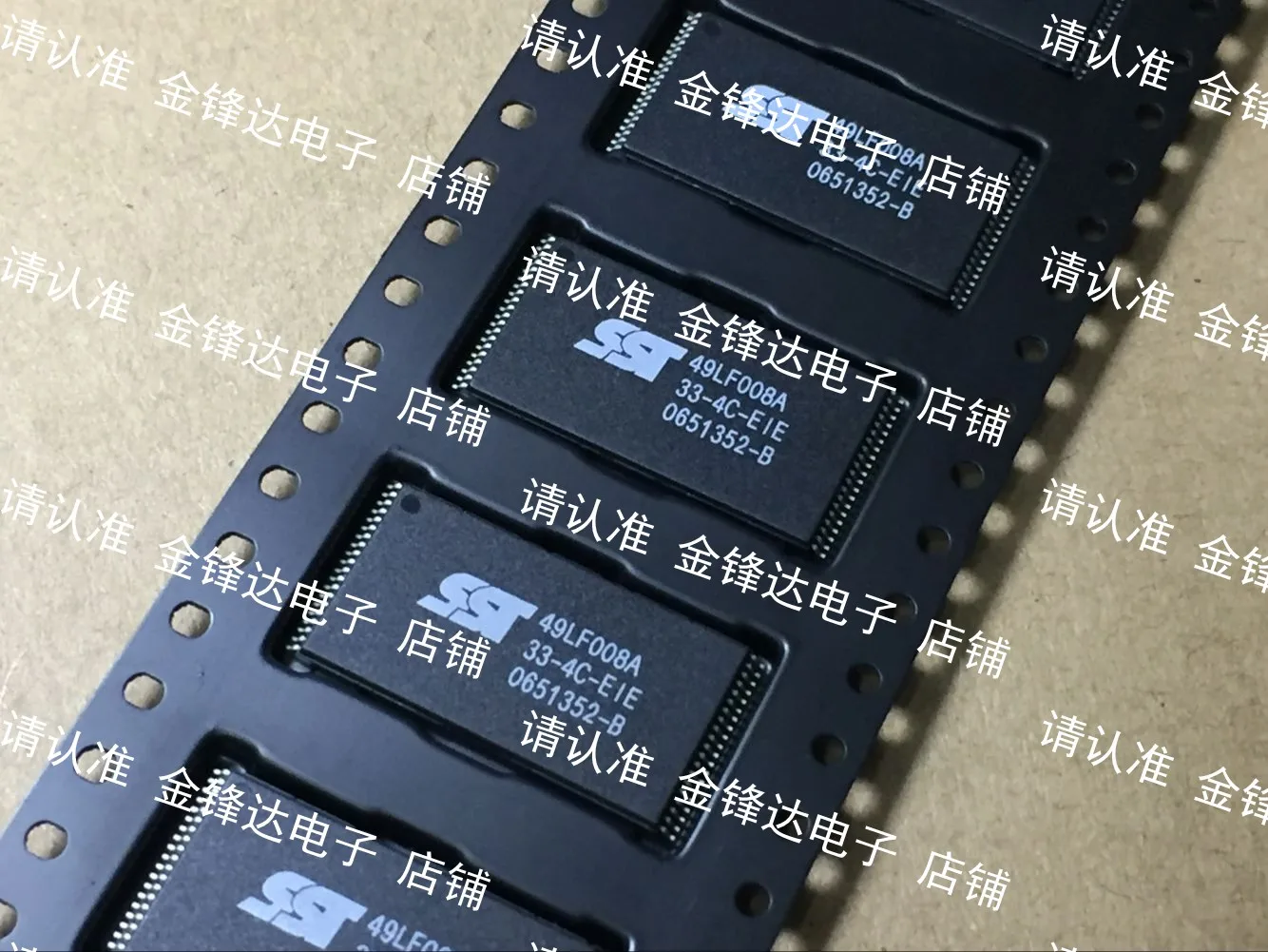

SST49LF008A-33-4C-EIE / SST49LF008A-33-4C-EI