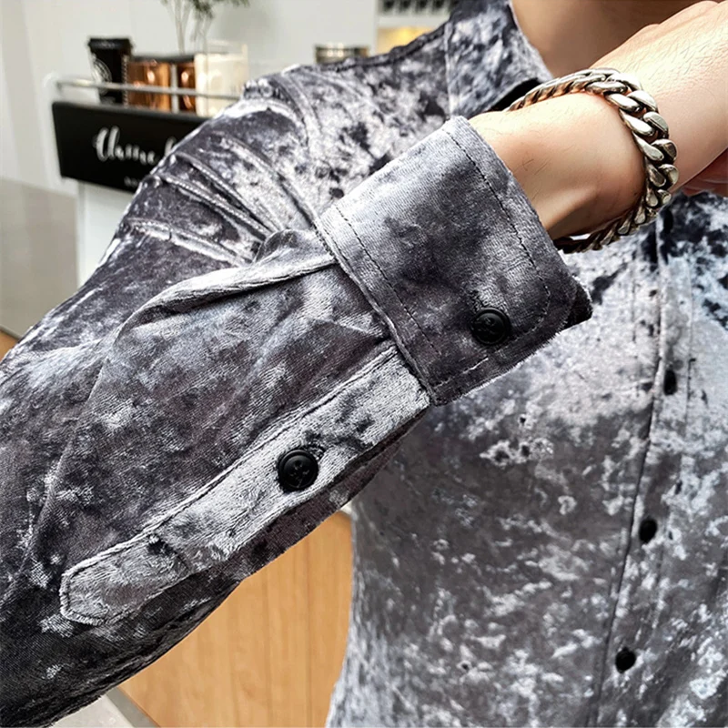 

Gray Black Royal Blue Velvet Shirt Men Slim Fit Mens Long Sleeve Shirts Casual Luxury Camisa Social Masculina Winter Warm V597