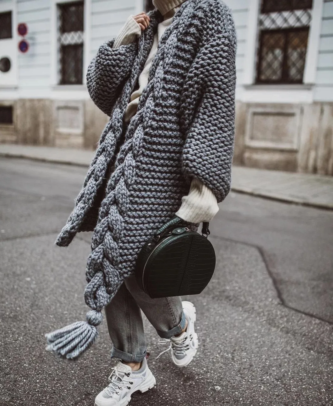 2021 Sweaters Autumn Thick Knit Cardigans Mohair Oversized Long Handmade Fashion Pullovers Scarf Collar Cardigan |