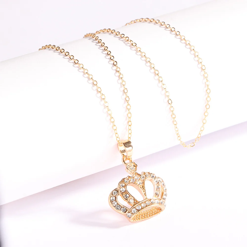 Женское колье с подвеской в виде пчелы | Украшения и аксессуары