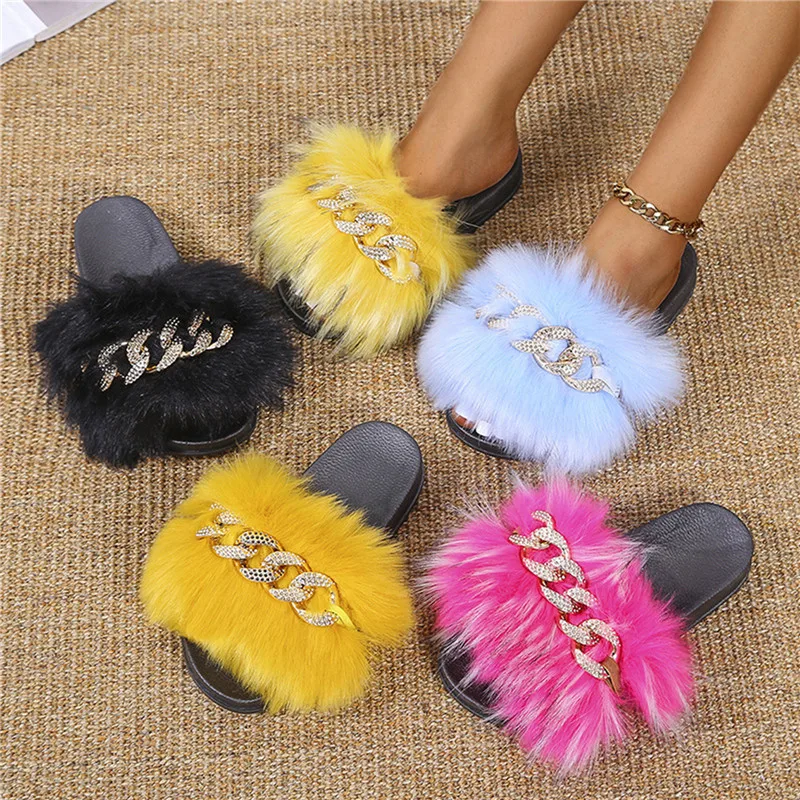 

2022 New Furry Winter Warm Metal Chain Buckle Home Slippers Women Flip Flop Round Toe Shoes Indoor Slippers Female