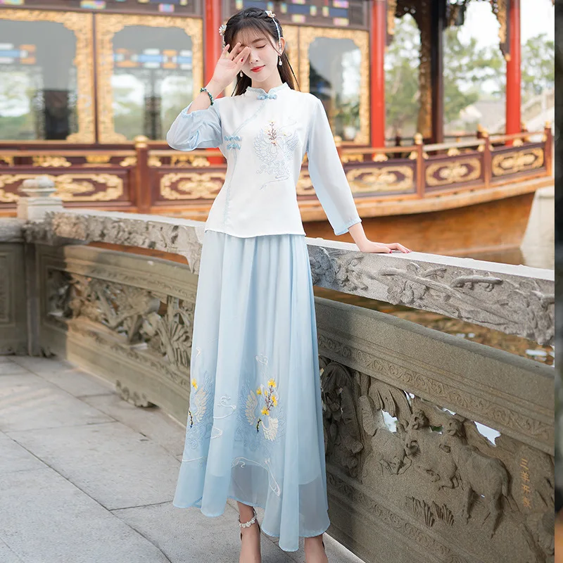 ways cotton embroidered coat improvement everyday hanfu ladies wind favors of the republic of China XieJin long sleeves