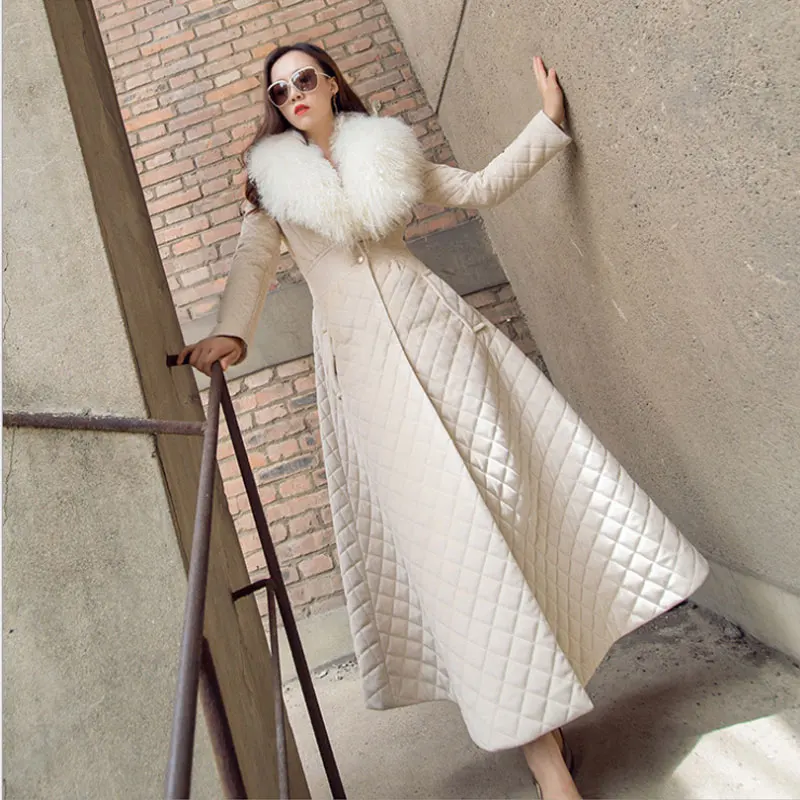 Женские зимние сапоги длинное утепленное пальто меховой воротник единичный