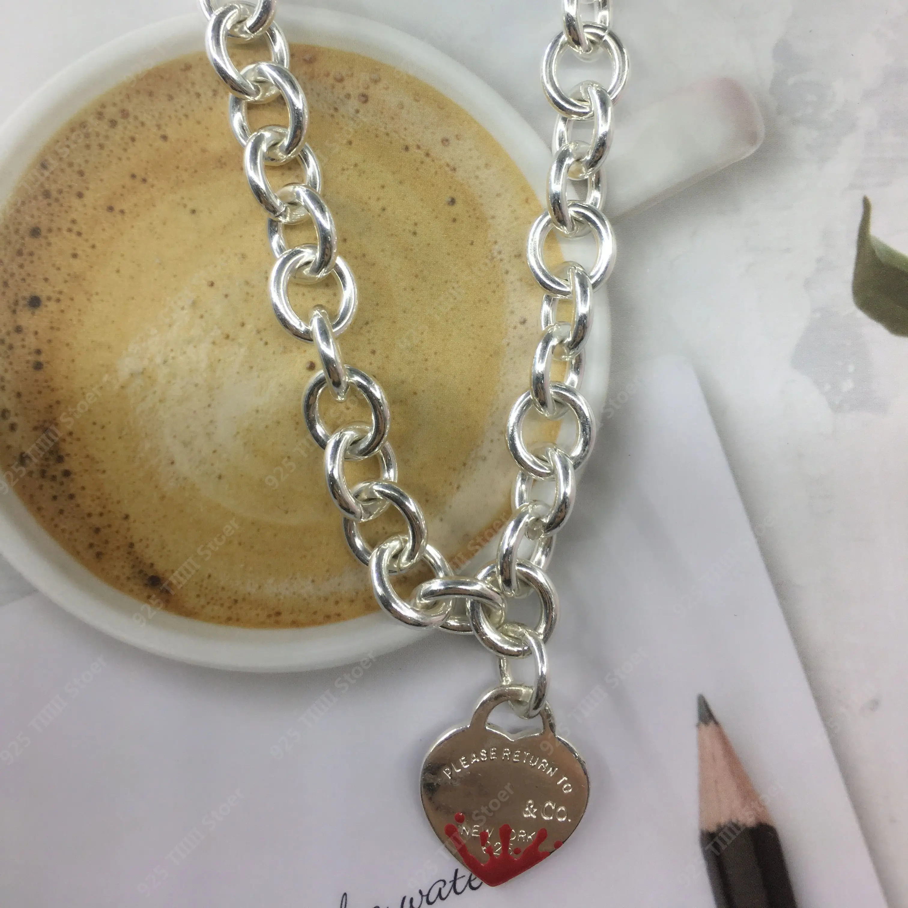 

High-quality goods hot style lovers black spray heart-shaped necklace