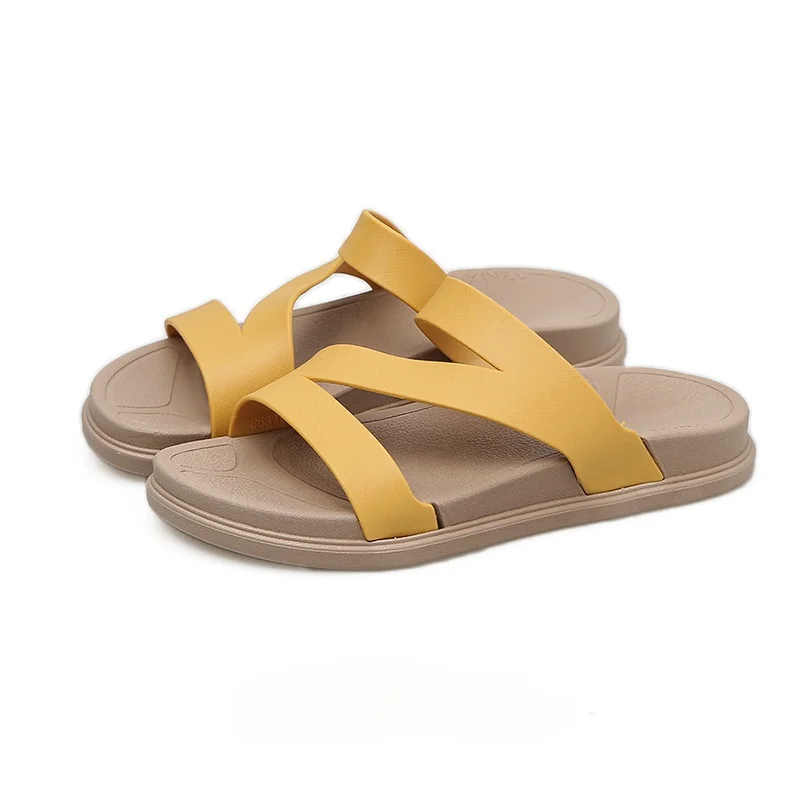 

New Platform Slippers Women Seaside Beach Fashion Flat Bottom Ladies Sandals and Slippers Outdoor Chaussures De Femme