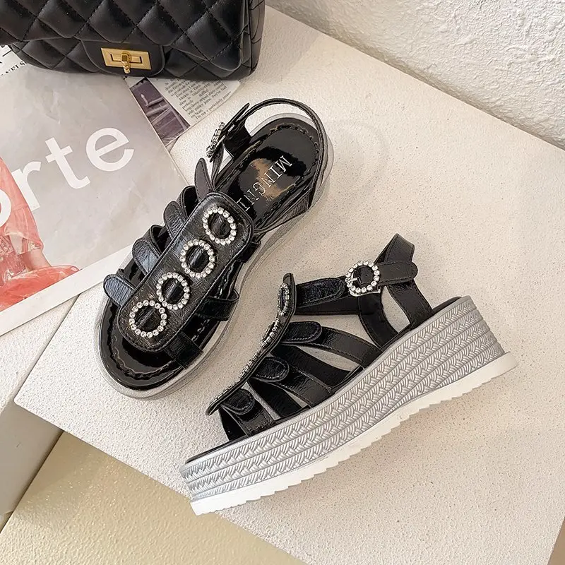 

Women's shoes thick-soled sandals women's 2021 summer new thick-soled rhinestone word buckle open-toe fashion sandals X800
