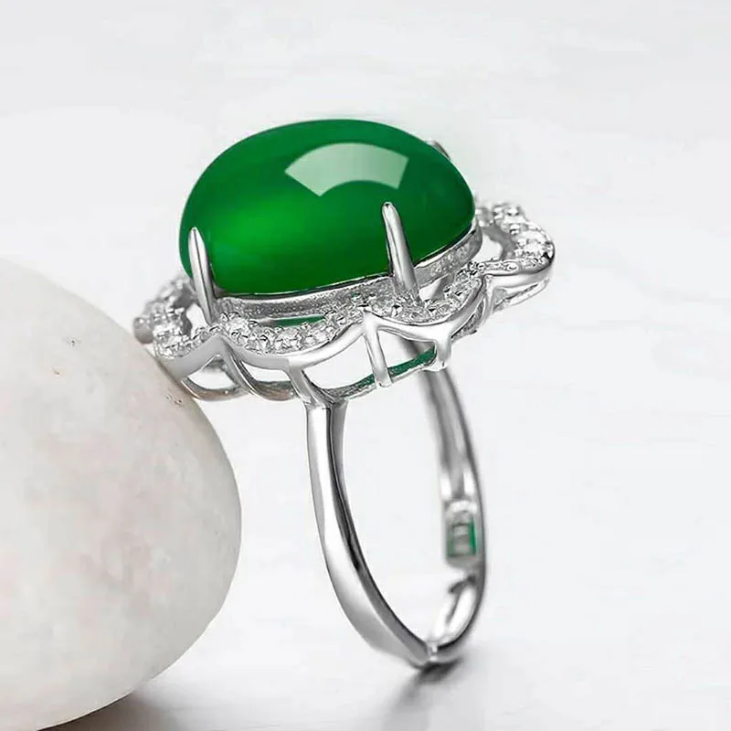Женское классическое кольцо из серебра 925 пробы с зеленым халцедоном|Кольца| |