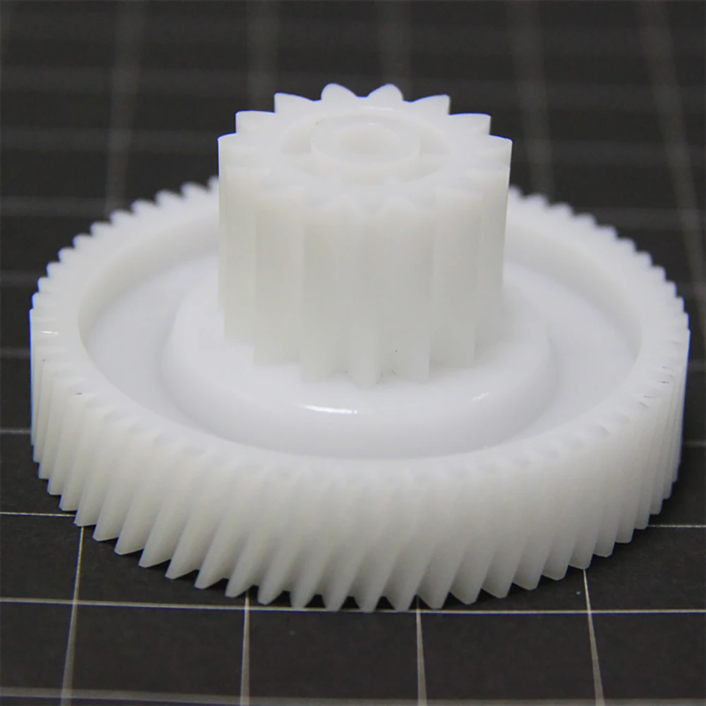 1 x Plastic Gear Spare Parts for Meat Grinder Pinion Bosch MFW45020 45120 68680 67440 66020 67600 68640 68660 - Small | Бытовая техника