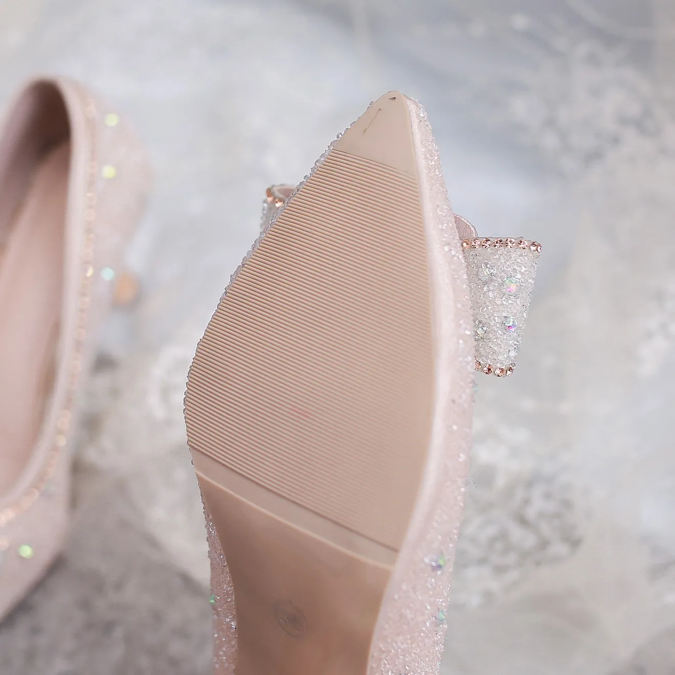 

Summer 2021 new high-end pointed suede rhinestone shallow mouth ladies high heels 944